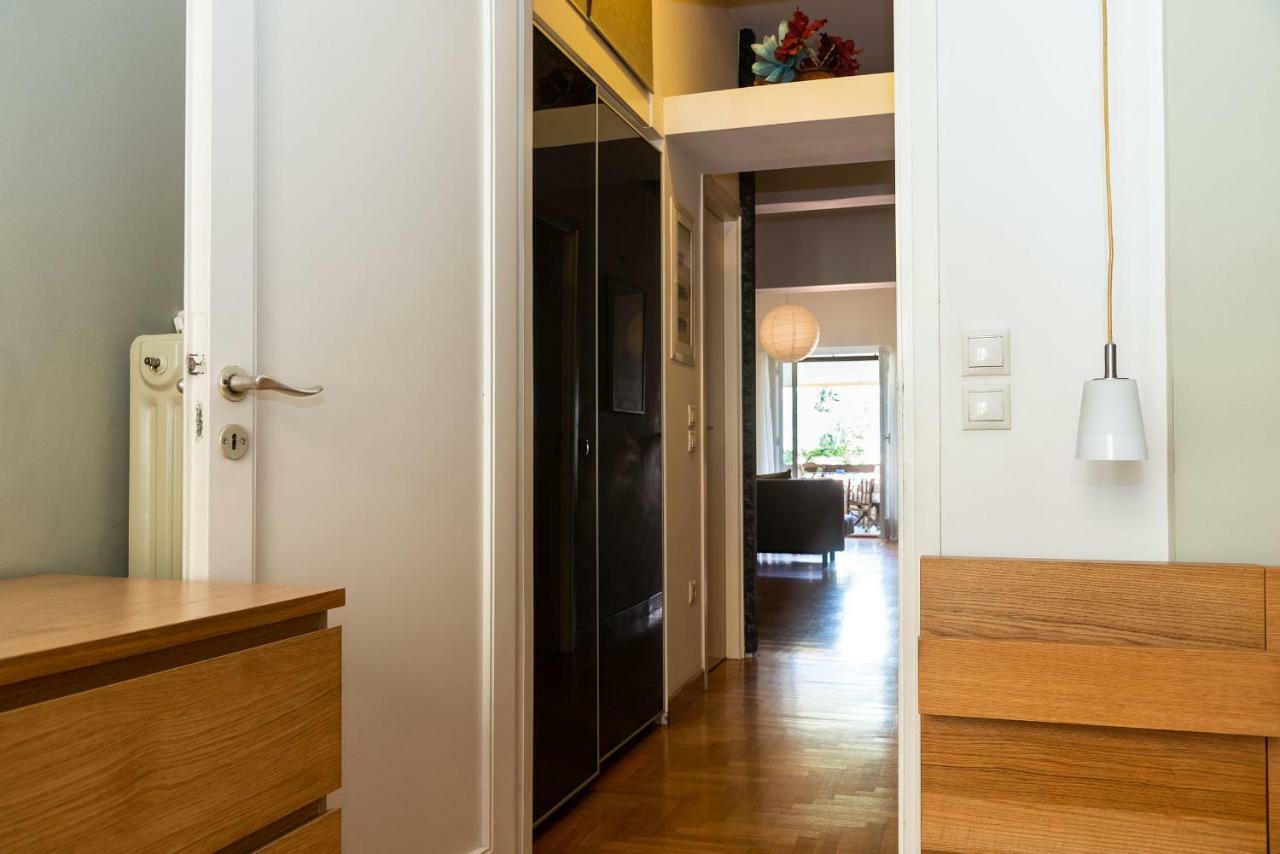 Stylish Flat With Veranda In The Heart Of Athen Exterior foto
